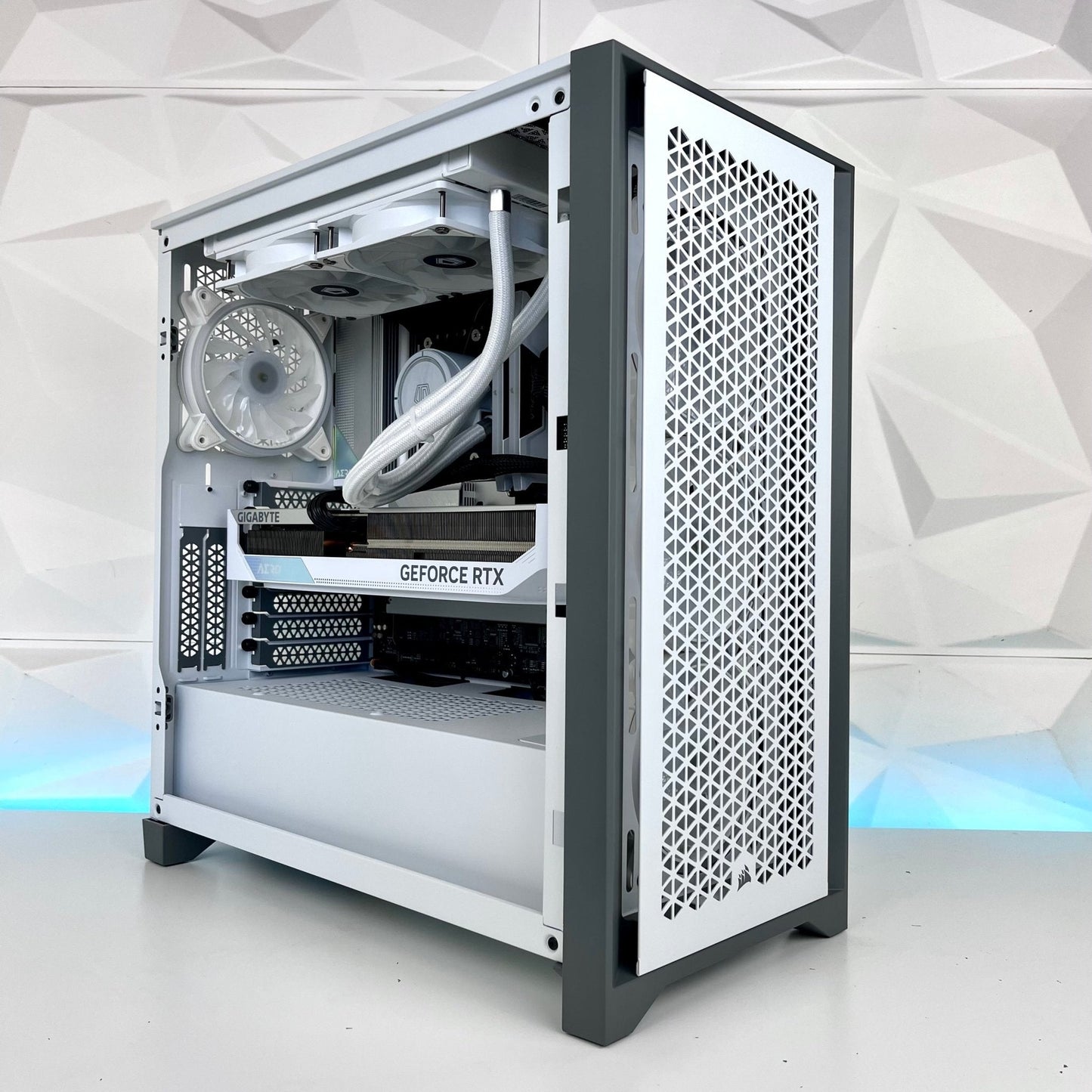 IGaming Ryzen 7 7700x | RTX 4070 Ti | 32GB DDR5 ArcticBlaze 4000D