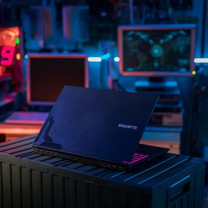 Gigabyte G5 KF5-53PH383SH Gaming Laptop| 15.6" FHD | i5-13500H | 8GB RAM | 512GB SSD | RTX 4060 | Windows 11 Home  |  Gigabyte GBP57S Gaming Backpack | Free Adata 8GB DDR5 4800MHZ SODIMM Memory Module