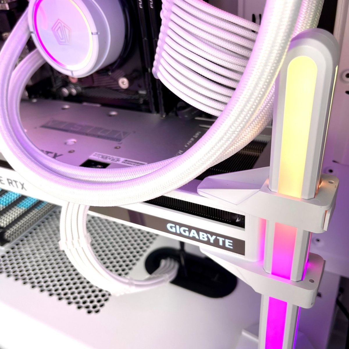 IGaming Intel Core i5 | RTX 4060/4060 Ti | Arctic 275R