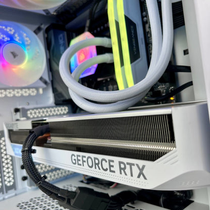 IGaming Core i7 14700KF | RTX 4070/4070 Ti | 32GB DDR5 Corsair Capellix Pro