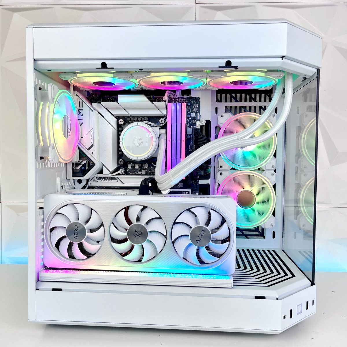 IGaming Ryzen 7 7800X3D | RTX 4070Ti-4090 | 64GB DDR5 Hyte Unity