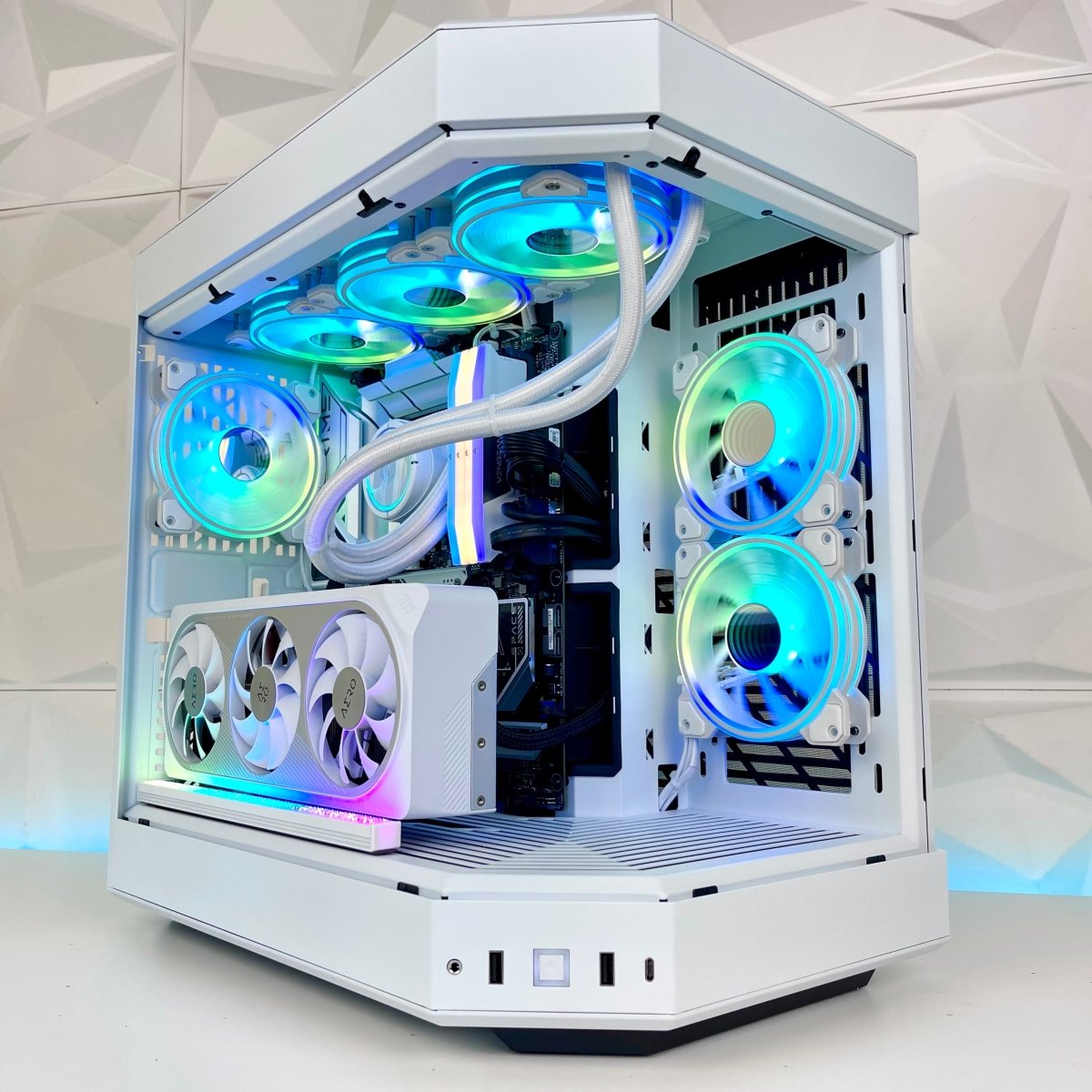 IGaming Ryzen 7 7800X3D | RTX 4070Ti-4090 | 64GB DDR5 Hyte Unity