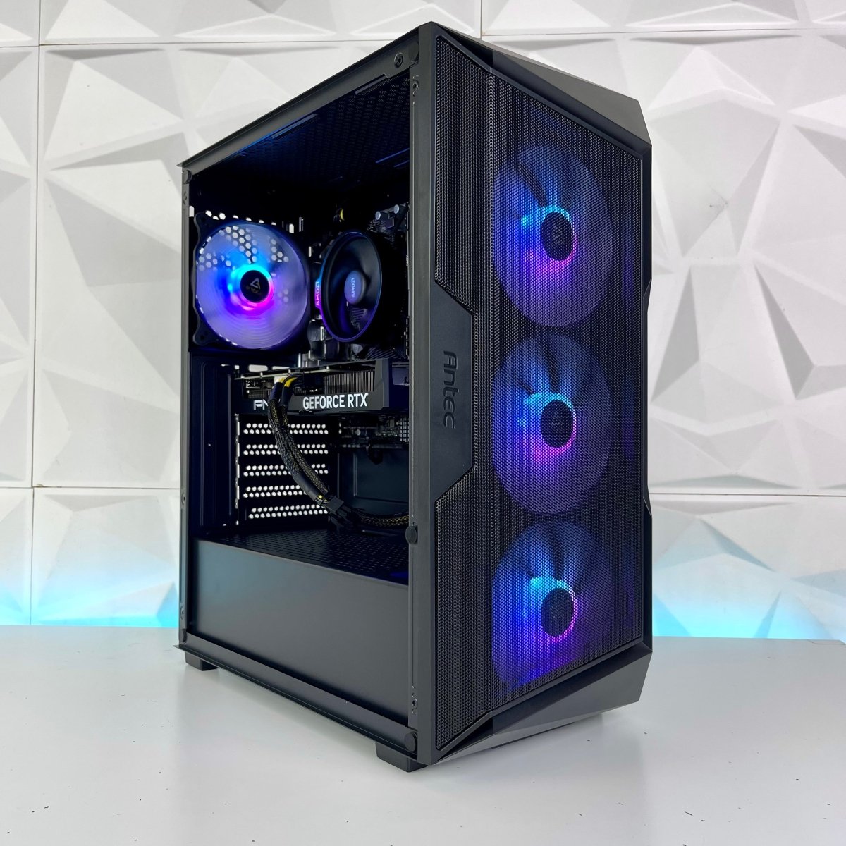IGaming Ryzen 5 5500 | RTX 4060/4070S | AX61 Elite