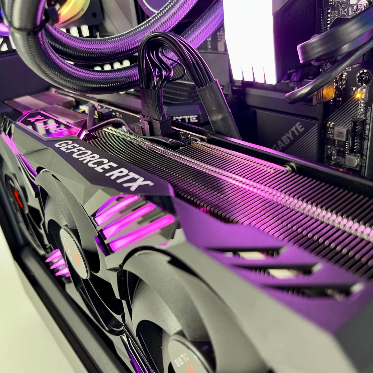 IGaming Ryzen 5/7 7700X | RTX 4060 Ti-4070 Ti super | 32GB DDR5 Ram | Hyte 60 Pro Black