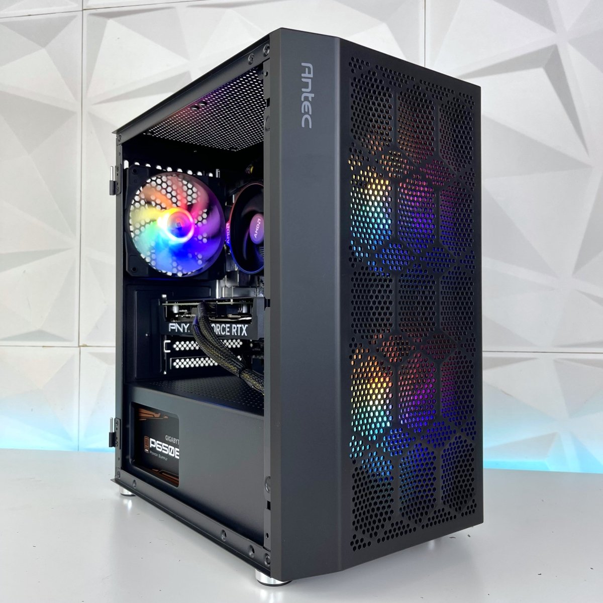 [BIG SALE] IGaming Ryzen 5 5600 | RTX 4070 Super | Dark Phantom NX200M