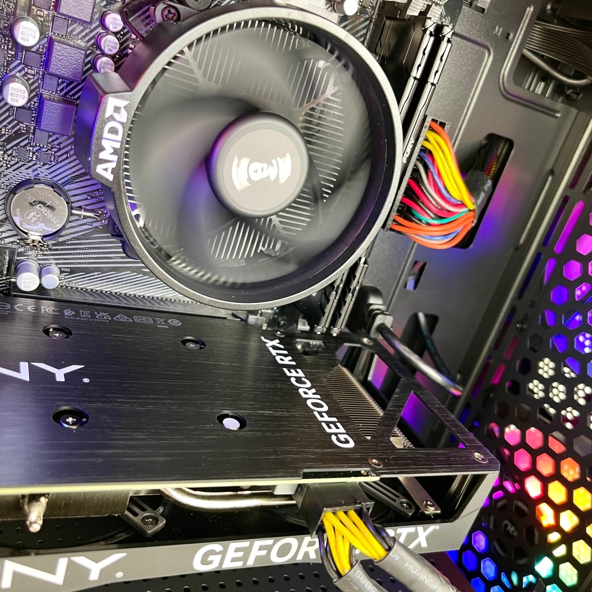 [BIG SALE] IGaming Ryzen 5 5600 | RTX 4070 Super | Dark Phantom NX200M