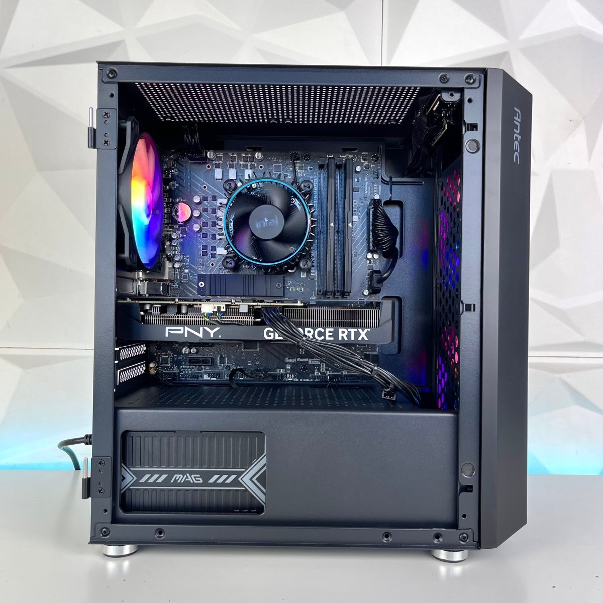 IGaming Ryzen 5 5500 | RTX 4060-4060Ti | Phantom NX200M
