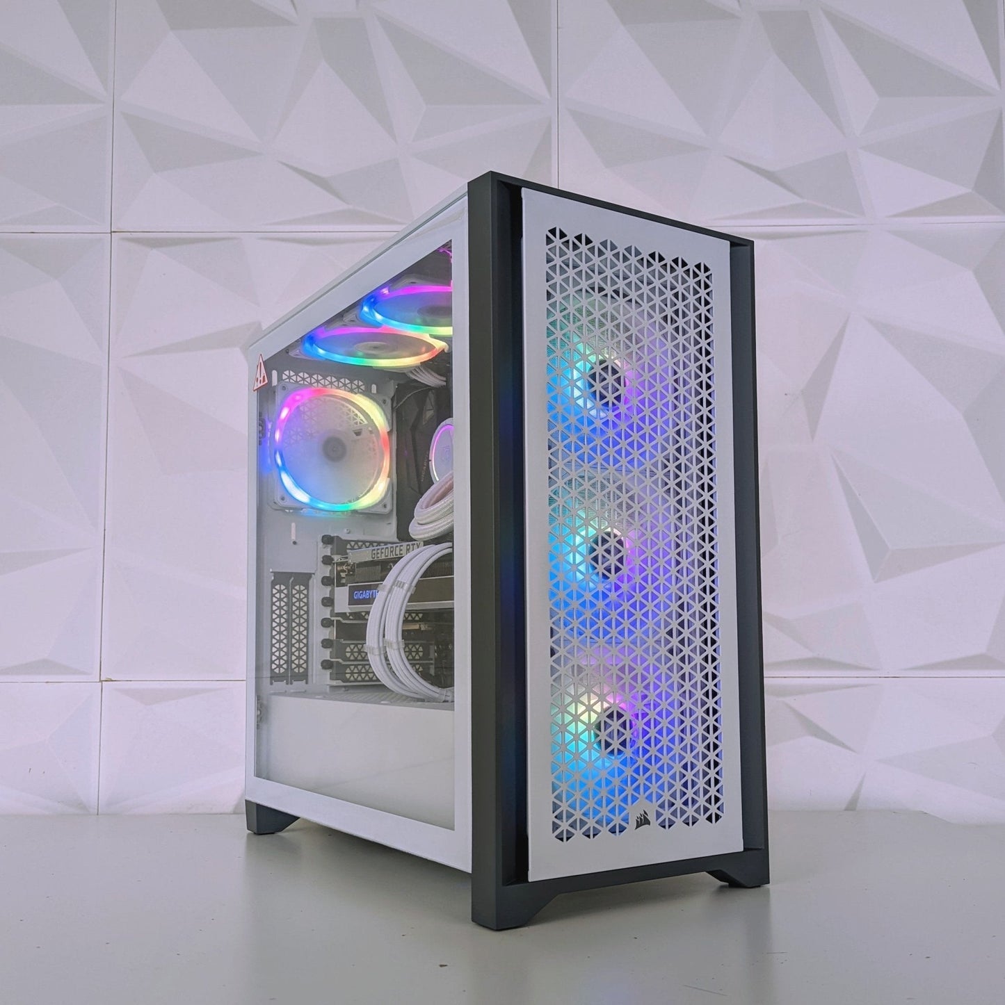 IGaming Ryzen 7 7700x | RTX 4070/4070 Ti | 32GB DDR5 Pearl Predator