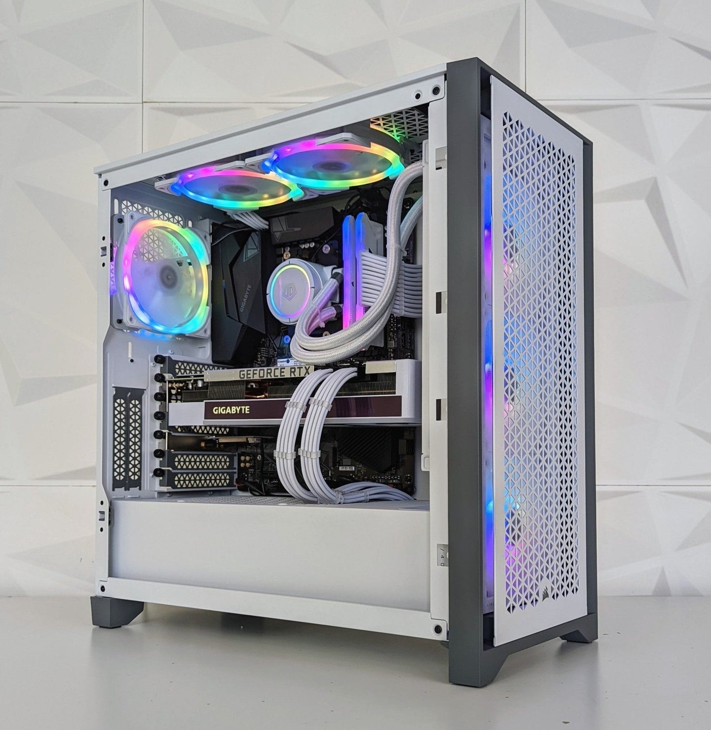 IGaming Ryzen 7 7700x | RTX 4070/4070 Ti | 32GB DDR5 Pearl Predator