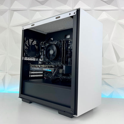 IGaming Ryzen 5 5600 | RTX 4060 Ti/4070S | Apollo Nova